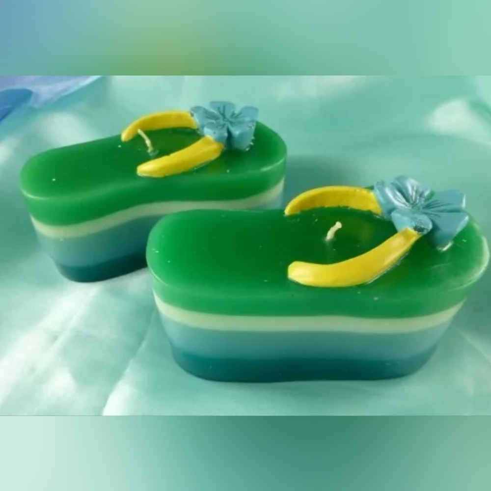 FLIP FLOP Candles Set of 2 Green Striped Flipflops Candle large & heavy NEW